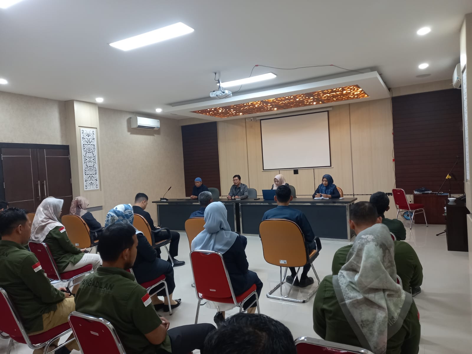 RAPAT BULANAN PENGADILAN NEGERI JANTHO